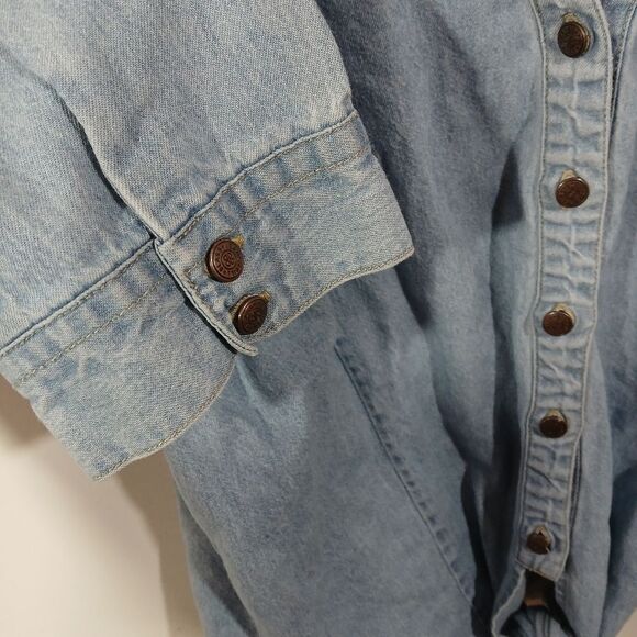 Vintage Denim Button Front Tie Top - Picture 5 of 9